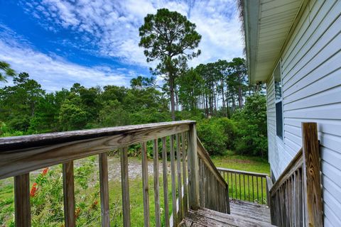 Tiny photo for 2175 HWY 98 W Highway, Carrabelle, FL 32322 (MLS # 401816)