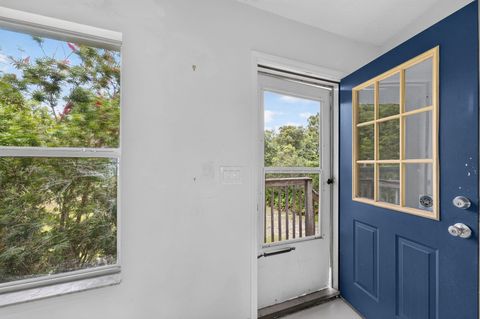 Tiny photo for 2175 HWY 98 W Highway, Carrabelle, FL 32322 (MLS # 401816)