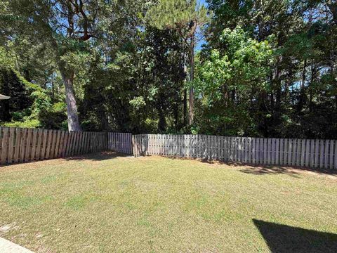Tiny photo for 1322 Hidden Timbers Place, Tallahassee, FL 32312 (MLS # 399186)
