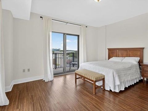 Tiny photo for 215 W College Unit 808 Avenue, Tallahassee, FL 32301 (MLS # 397465)