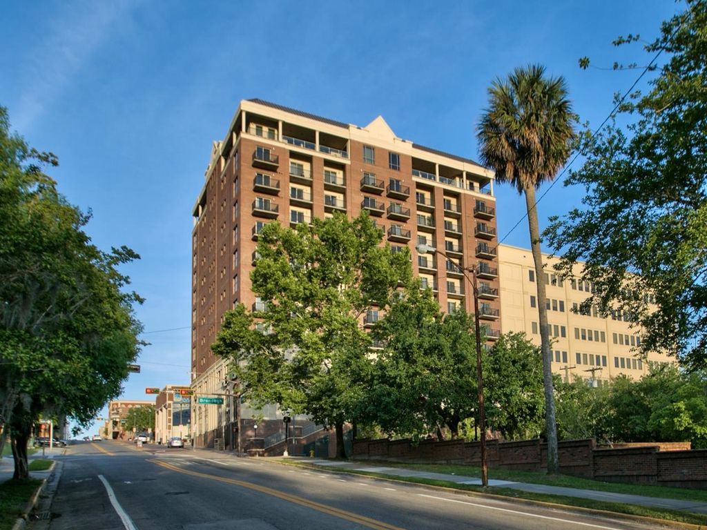 Photo of 215 W College Unit 808 Avenue, Tallahassee, FL 32301 (MLS # 397465)