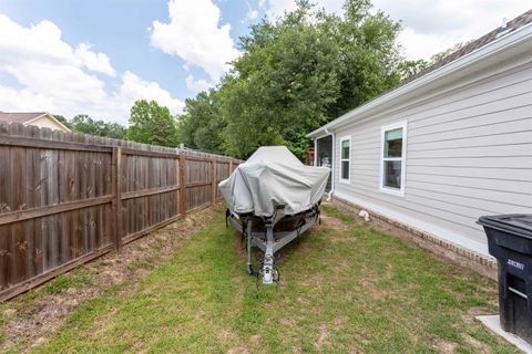 Tiny photo for 1115 Lompoc Court, Tallahassee, FL 32317 (MLS # 400253)