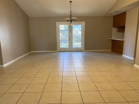 Tiny photo for 2043 Rob Way, Tallahassee, FL 32303 (MLS # 395525)