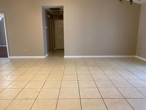 Tiny photo for 2043 Rob Way, Tallahassee, FL 32303 (MLS # 395525)