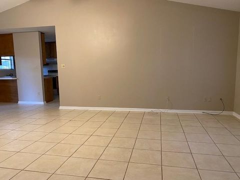Tiny photo for 2043 Rob Way, Tallahassee, FL 32303 (MLS # 395525)
