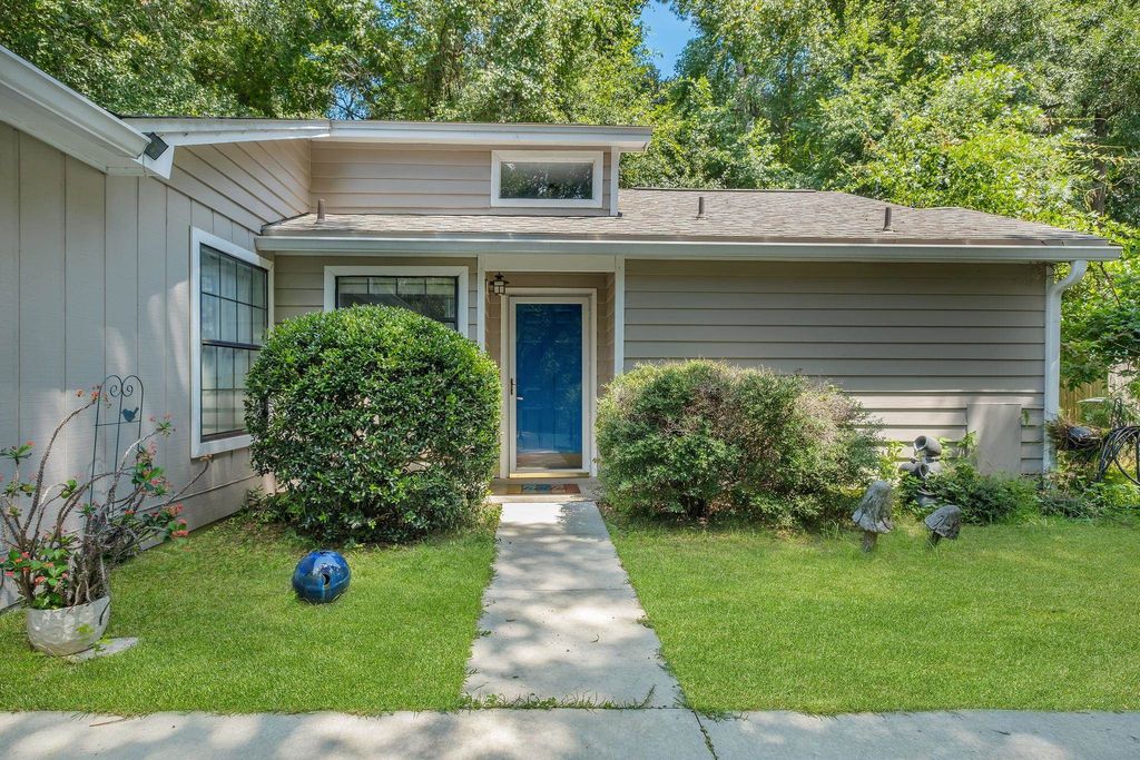 Photo of 256 Starmount Drive, Tallahassee, FL 32303 (MLS # 390815)