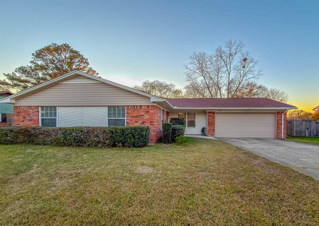 Photo of 2304 Clara Kee Boulevard, Tallahassee, FL 32303 (MLS # 394600)