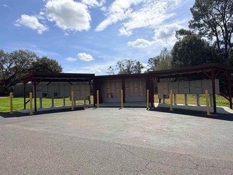 Tiny photo for 815 Timbers Court, Tallahassee, FL 32304 (MLS # 397082)