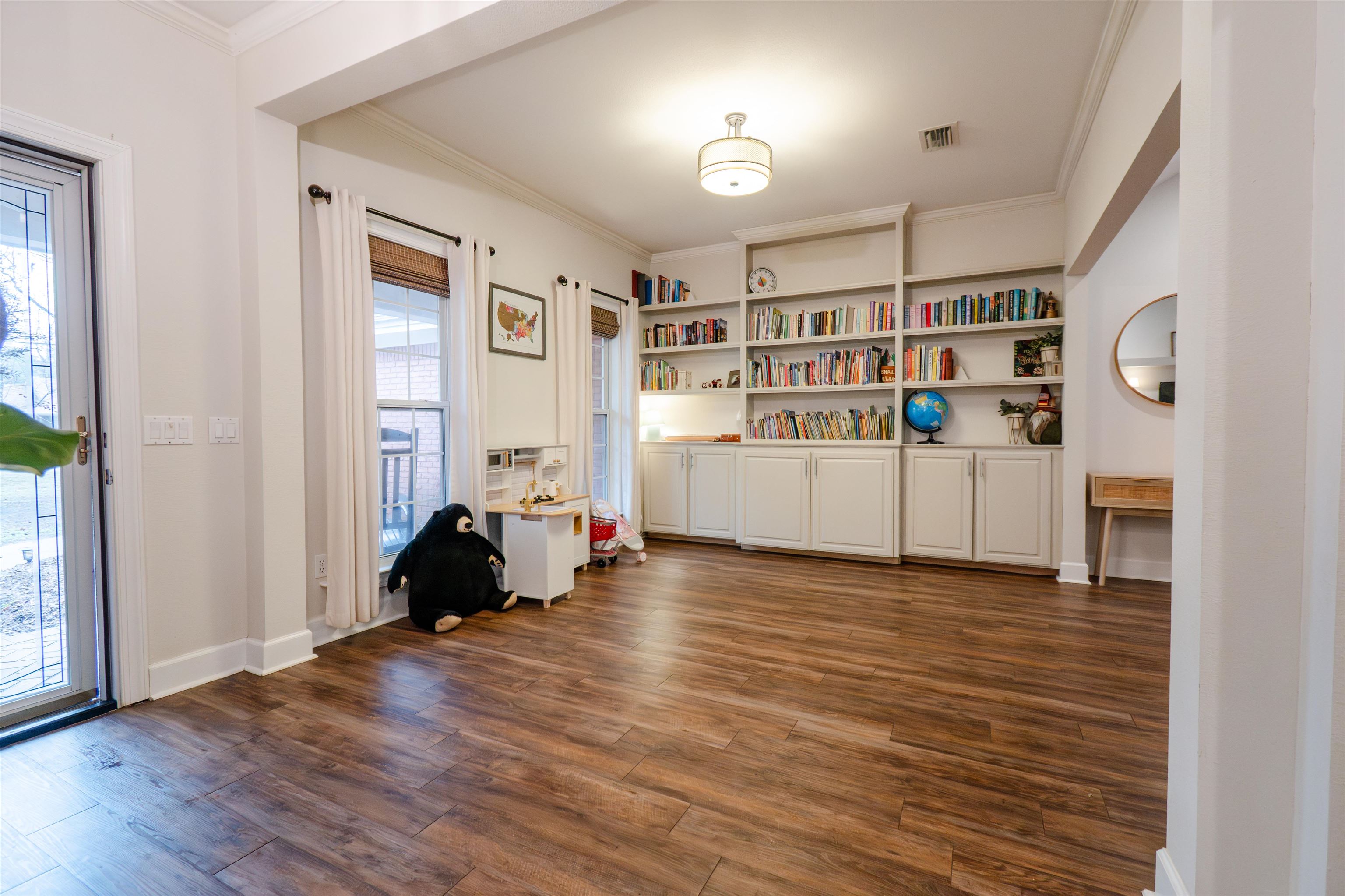 1991 Buckfield Drive