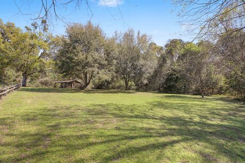 Tiny photo for 3660 Letitia Lane, Tallahassee, FL 32312 (MLS # 397507)