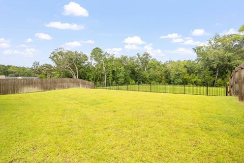 A home in TALLAHASSEE