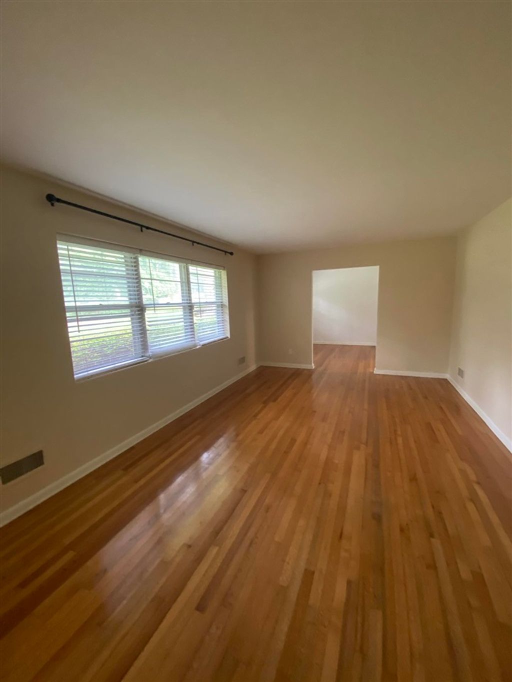 Photo of 1006 IVANHOE RD, Tallahassee, FL 32312 (MLS # 399492)