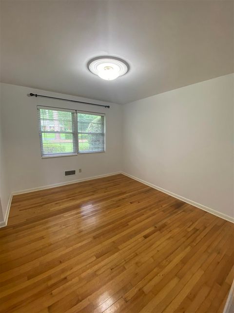 Tiny photo for 1006 IVANHOE RD, Tallahassee, FL 32312 (MLS # 399492)