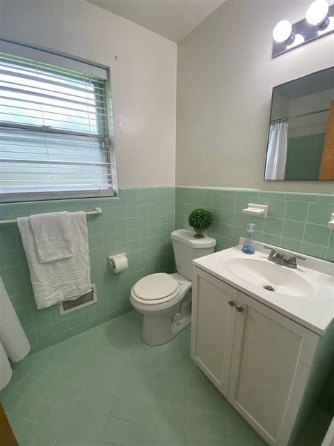Tiny photo for 1006 IVANHOE RD, Tallahassee, FL 32312 (MLS # 399492)