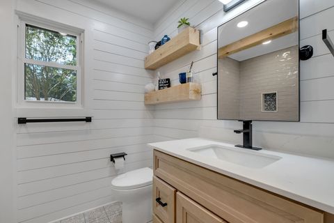 Tiny photo for 422 Waverly Road, Tallahassee, FL 32312 (MLS # 401144)