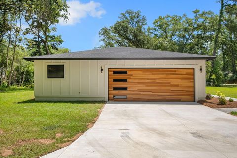 Tiny photo for 422 Waverly Road, Tallahassee, FL 32312 (MLS # 401144)