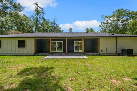 Tiny photo for 422 Waverly Road, Tallahassee, FL 32312 (MLS # 401144)