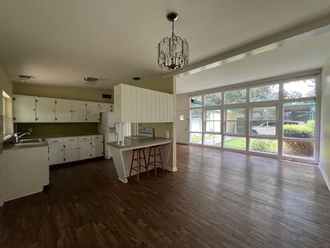 Tiny photo for 2002 Chowkeebin Nene, Tallahassee, FL 32301 (MLS # 392825)