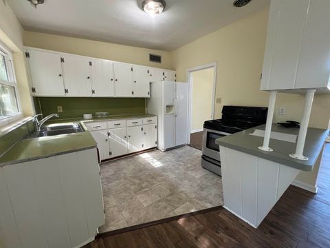 Tiny photo for 2002 Chowkeebin Nene, Tallahassee, FL 32301 (MLS # 392825)