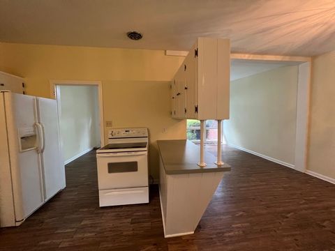 Tiny photo for 2002 Chowkeebin Nene, Tallahassee, FL 32301 (MLS # 392825)