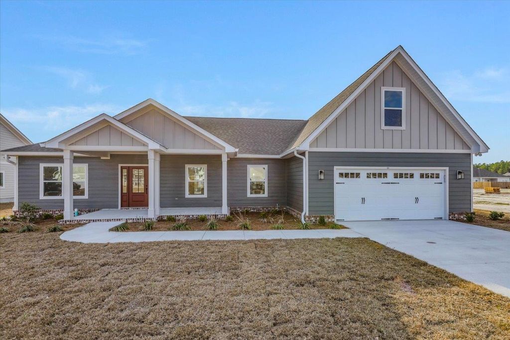 Photo of 37 Windsor Way, Crawfordville, FL 32327 (MLS # 398369)