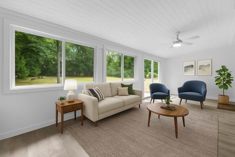 Photo of 24133 Lanier Street, Tallahassee, FL 32310 (MLS # 393862)