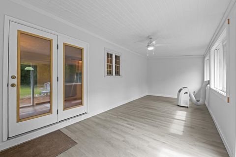 Tiny photo for 24133 Lanier Street, Tallahassee, FL 32310 (MLS # 393862)