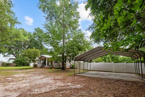 Tiny photo for 24133 Lanier Street, Tallahassee, FL 32310 (MLS # 393862)