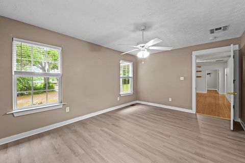 Tiny photo for 24133 Lanier Street, Tallahassee, FL 32310 (MLS # 393862)