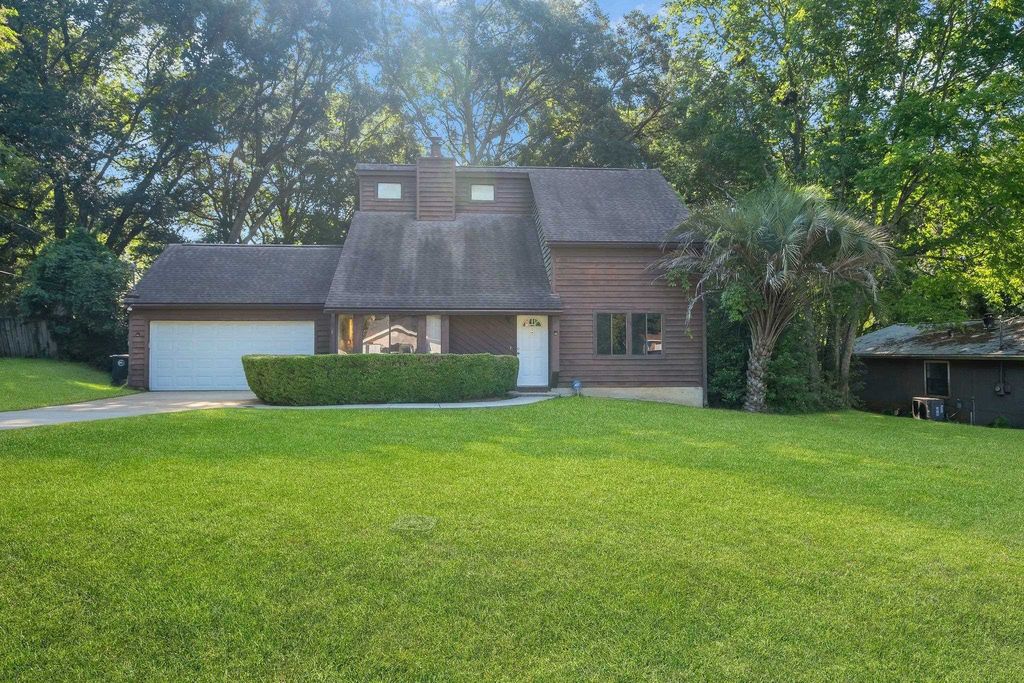 Photo of 6433 Kingman Trail, Tallahassee, FL 32309 (MLS # 387892)