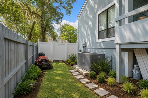 Tiny photo for 1913 BUCKWOOD Drive, Tallahassee, FL 32317 (MLS # 402005)