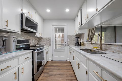 Tiny photo for 1913 BUCKWOOD Drive, Tallahassee, FL 32317 (MLS # 402005)