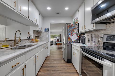 Tiny photo for 1913 BUCKWOOD Drive, Tallahassee, FL 32317 (MLS # 402005)