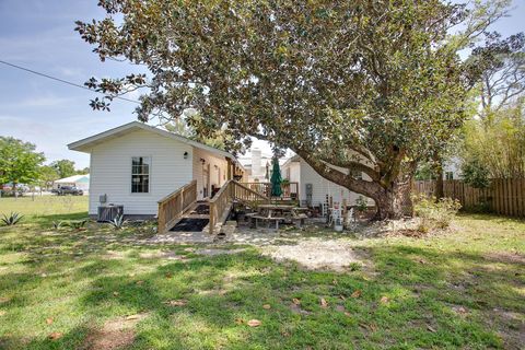 A home in PORT ST JOE