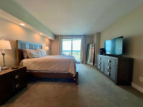 Tiny photo for 300 S DUVAL Street #1705, Tallahassee, FL 32301 (MLS # 398683)