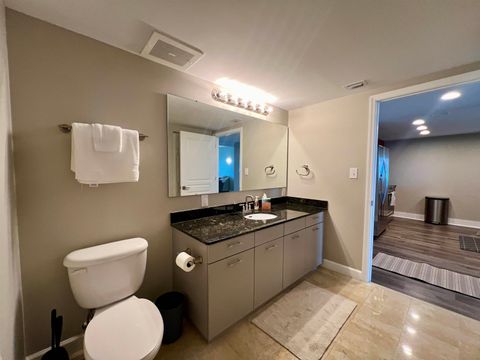 Tiny photo for 300 S DUVAL Street #1705, Tallahassee, FL 32301 (MLS # 398683)