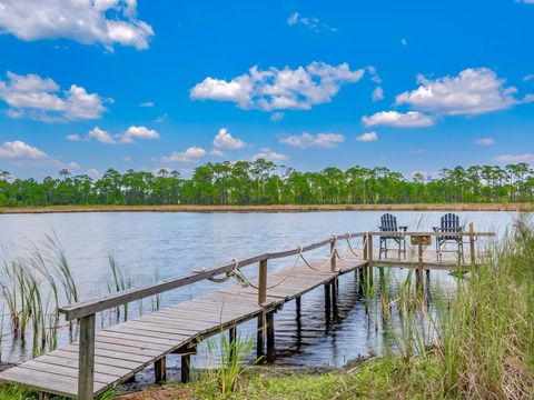 55 Lakeview Drive, Alligator Point, FL 32324 - MLS#: 384725