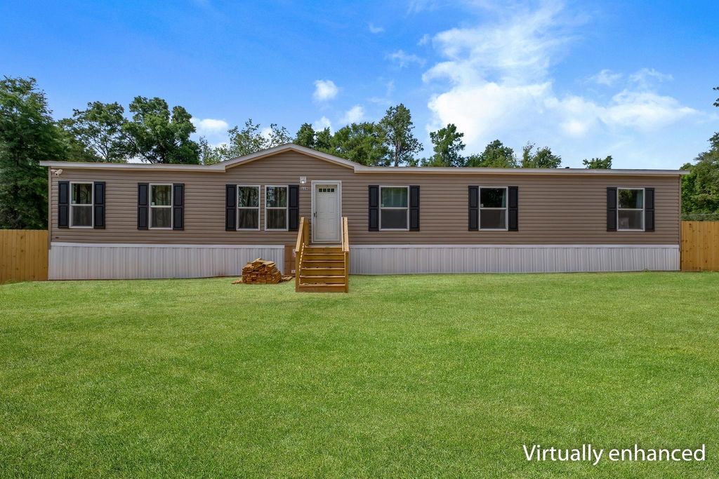 Photo of 119 Crestwood Drive, Crawfordville, FL 32327 (MLS # 400230)