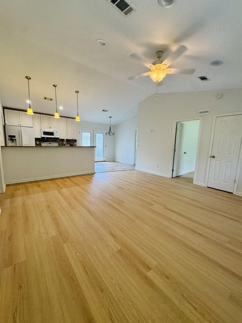 Tiny photo for 158 DAWN LAUREN Lane, Tallahassee, FL 32301 (MLS # 400396)