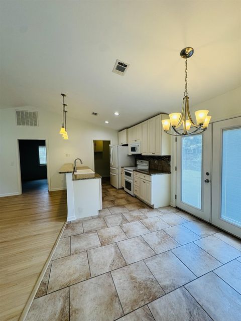 Tiny photo for 158 DAWN LAUREN Lane, Tallahassee, FL 32301 (MLS # 400396)