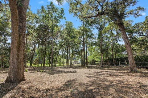 Tiny photo for 2192 Thirlestane Road, Tallahassee, FL 32309 (MLS # 394772)