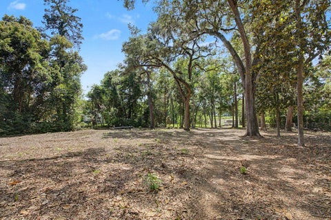 Tiny photo for 2192 Thirlestane Road, Tallahassee, FL 32309 (MLS # 394772)
