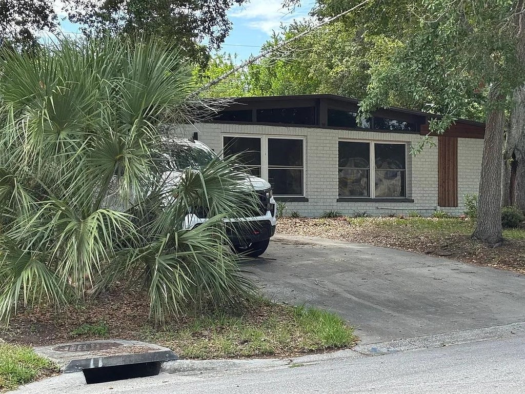 Photo of 1511 Ridge Avenue, Other Florida, FL 33755 (MLS # 403002)