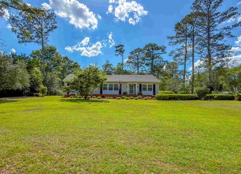 Photo of 716 N 9TH Street, Quincy, FL 32351 (MLS # 400170)