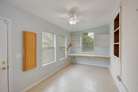 Tiny photo for 439 Shephard Street, Tallahassee, FL 32303 (MLS # 394835)