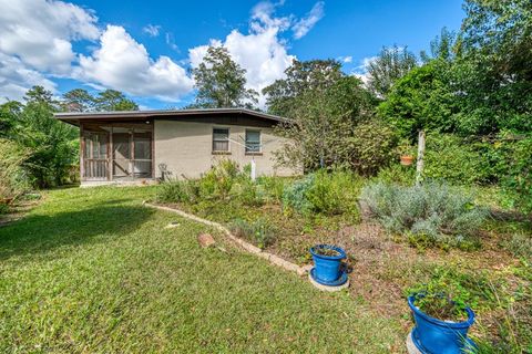 Tiny photo for 439 Shephard Street, Tallahassee, FL 32303 (MLS # 394835)