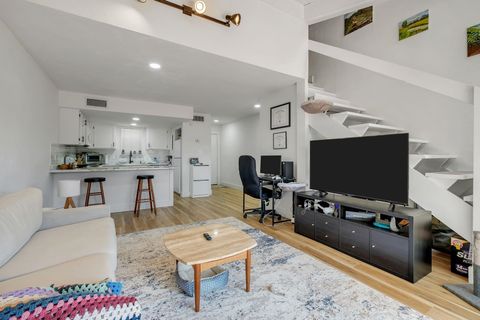 Tiny photo for 118 W 8th Avenue #1-7, Tallahassee, FL 32303 (MLS # 399338)
