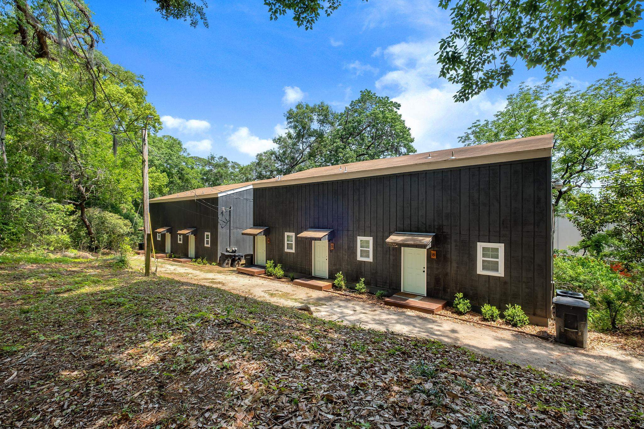 118 W 8th Avenue 1-7