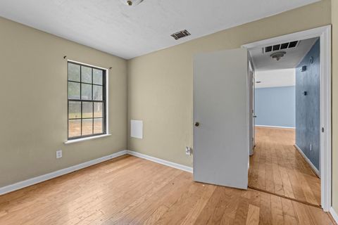 Tiny photo for 2601 Vassar Rd, Tallahassee, FL 32309 (MLS # 397790)