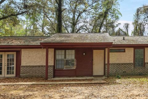 Photo of 2601 Vassar Rd, Tallahassee, FL 32309 (MLS # 397790)